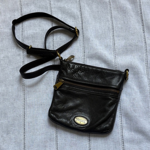 Fossil Vintage Black Leather Crossbody Bag - Picture 5 of 16